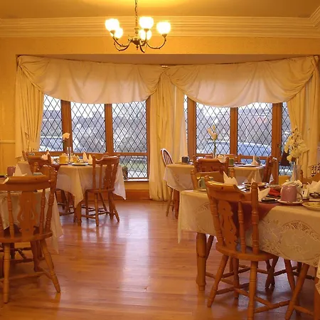 Glenshandan Lodge בית הארחה